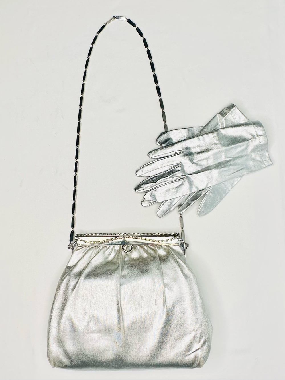 1950’s Silver Evening Shoulder Bag with Matching Gloves